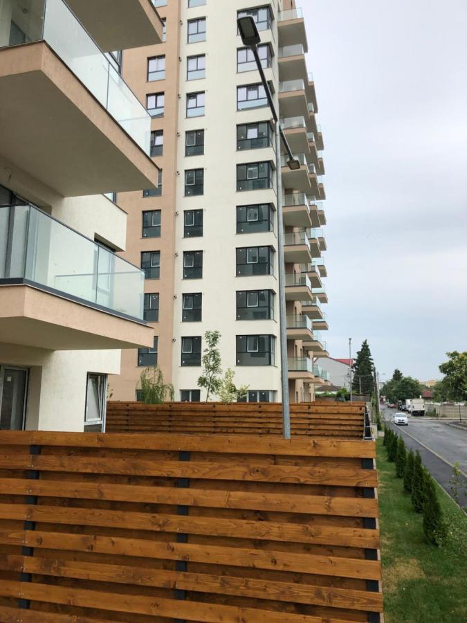 Cozy 2-Room Penthouse Lakeview W14 Bucarest Extérieur photo